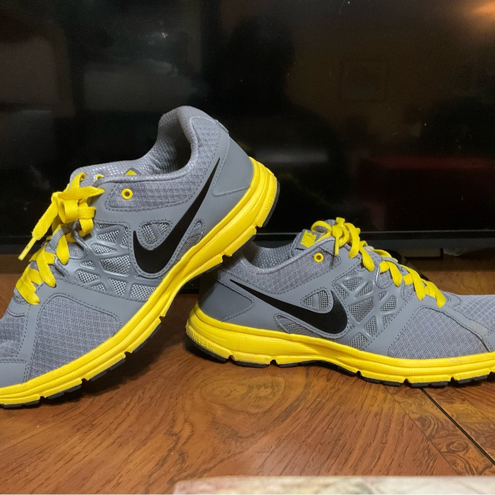 Nike mens 10.5